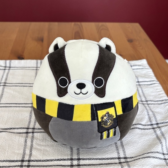 Squishmallows Other - Harry Potter Squishmallows Black, White, and Yellow Plush